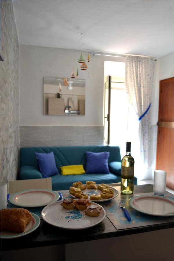 Via Marina 19 - Casa Sul Mare. Villa Buggerru Buitenkant foto